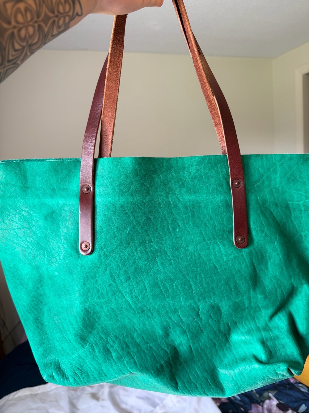 Go Forth Goods Large Avery tote in pine bison - Picture 9 of 14